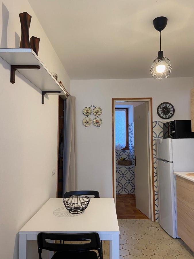 Ca' zzut Villa Lesa Esterno foto